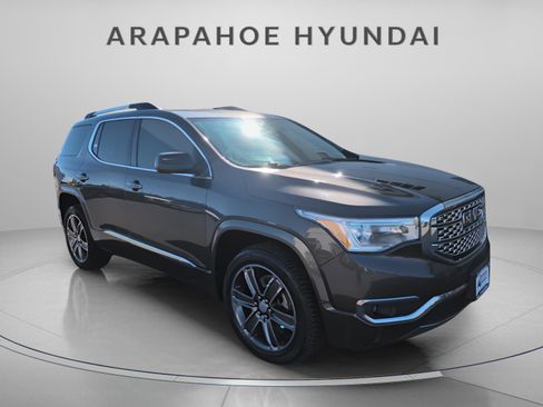 Used 2019 GMC Acadia Denali image 7