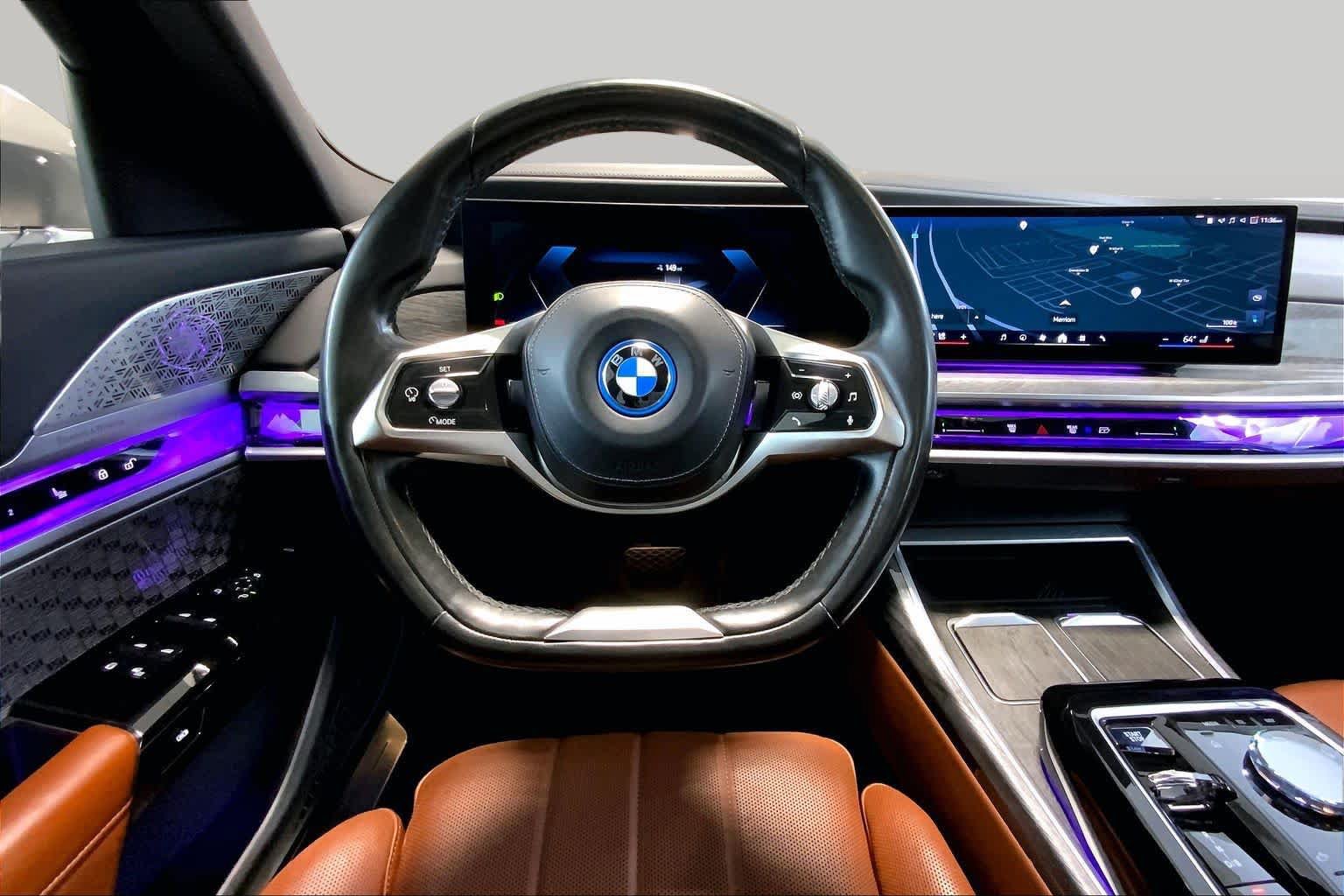 Used 2024 BMW i7 xDrive60 AWD/4WD image 5