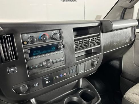 Used 2023 Chevrolet Express 3500 LT w/ LT Preferred Equipment Group RWD image 16