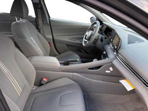 New 2026 Hyundai Elantra Sport FWD image 15