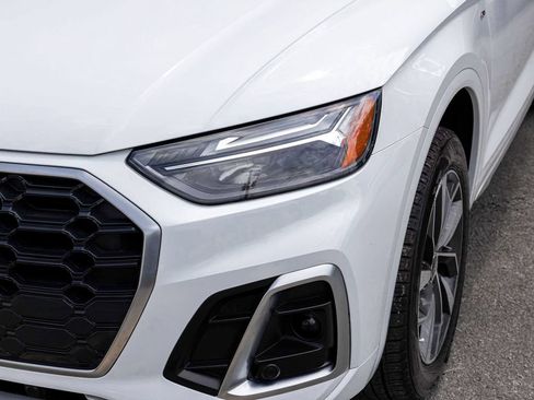 Used 2024 Audi Q5 2.0T Premium Plus w/ Premium Plus Package AWD/4WD image 30