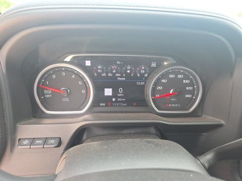 Used 2021 Chevrolet Silverado 1500 LTZ w/ Technology Package AWD/4WD image 24