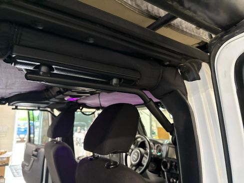 Used 2017 Jeep Wrangler Unlimited Sport w/ Quick Order Package 24S AWD/4WD image 44