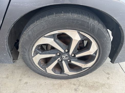 Used 2017 Honda Accord EX-L image 14