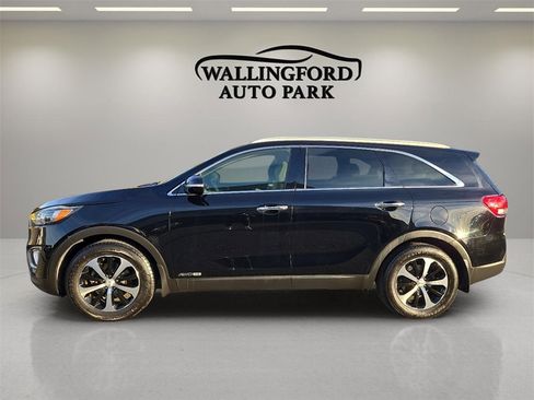 Used 2017 Kia Sorento EX w/ EX V6 Premium Package image 7
