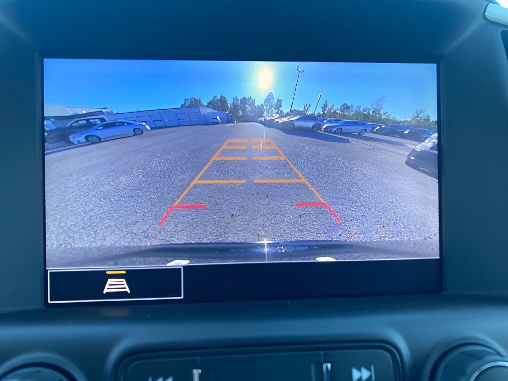 Used 2022 GMC Terrain SLT w/ Infotainment Package II AWD/4WD image 14