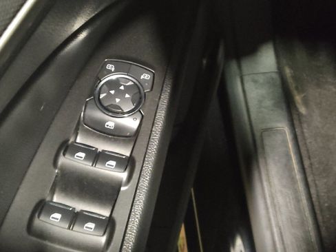 Used 2020 Ford Fusion SEL image 27