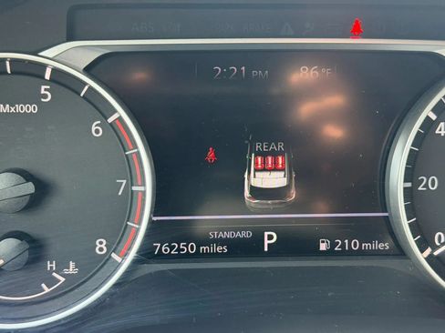 Used 2023 Nissan Rogue S FWD image 11