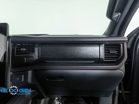 Used 2022 Ford Expedition Max Limited AWD/4WD image 41