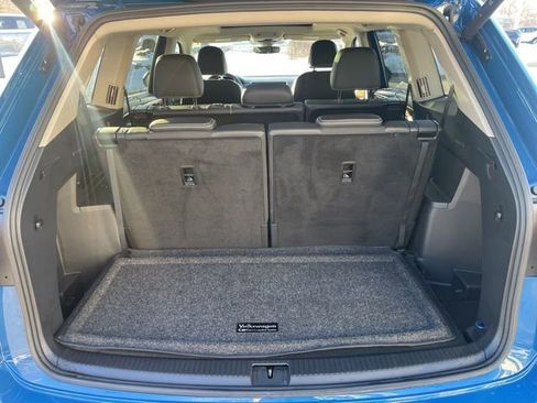 Certified 2025 Volkswagen Atlas SEL image 10