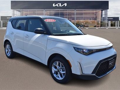 New 2025 Kia Soul S