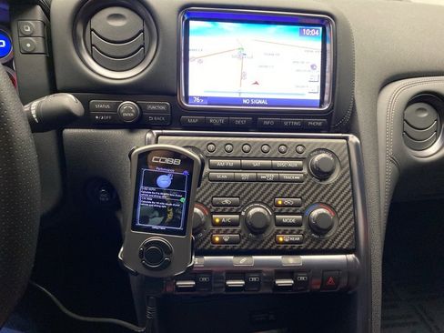 Used 2013 Nissan GT-R Black Edition image 16