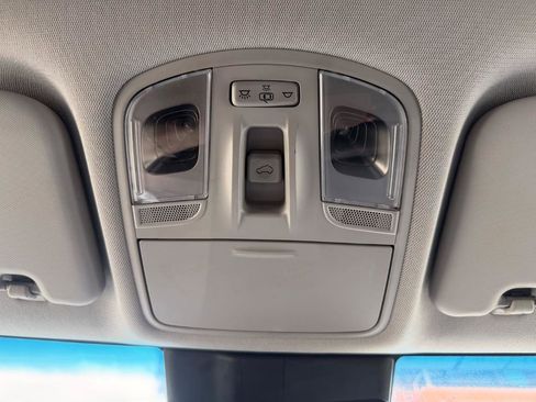 Used 2021 Hyundai Kona Ultimate FWD image 12