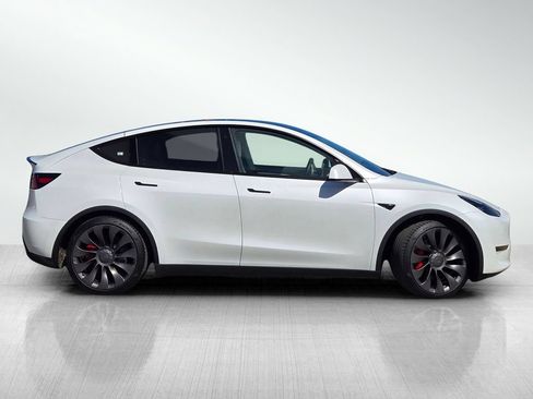 Used 2022 Tesla Model Y Performance AWD/4WD image 3