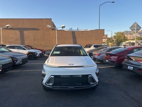 New 2026 Hyundai Kona SEL Premium image 2