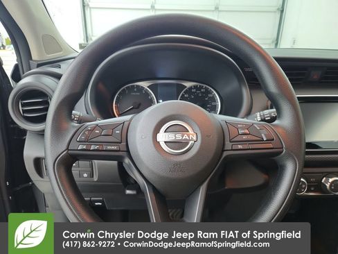 Used 2024 Nissan Kicks S FWD image 21