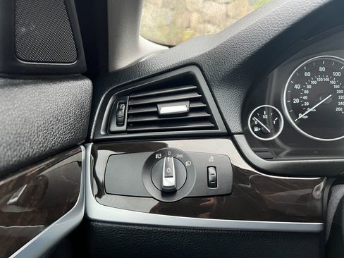 Used 2014 BMW 535i xDrive Sedan image 17