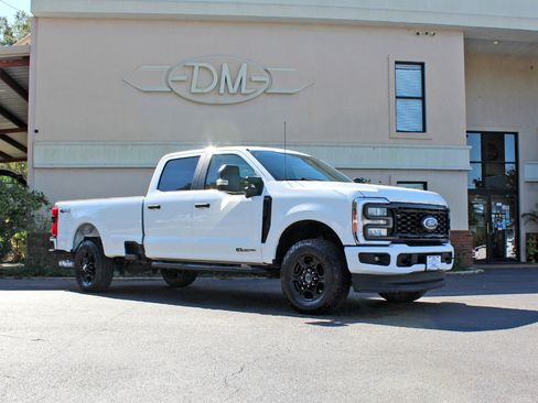 Used 2023 Ford F250 XL w/ STX Appearance Package image 4