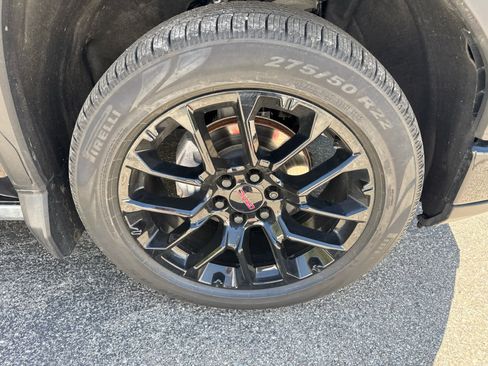 Used 2023 GMC Sierra 1500 Denali w/ Denali Reserve Package AWD/4WD image 9