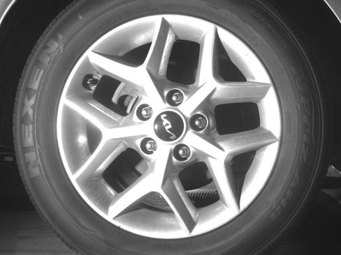 Used 2025 Kia Soul LX w/ LX Technology Package FWD image 15