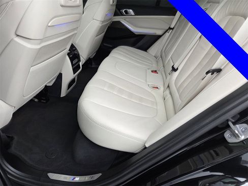Used 2022 BMW X5 xDrive40i w/ M Sport Package image 30