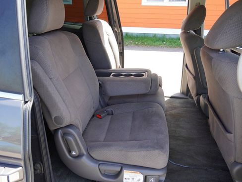 Used 2015 Honda Odyssey EX image 16