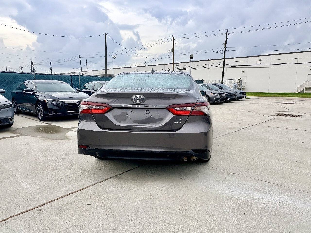 Used 2021 Toyota Camry LE w/ Cold Weather Package AWD/4WD image 5