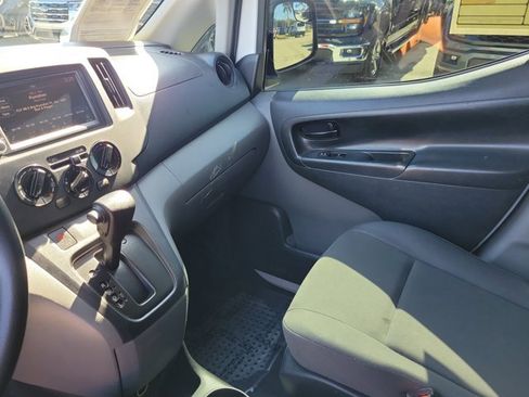 Used 2021 Nissan NV200 S image 19