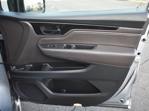 Used 2023 Honda Odyssey Elite image 53