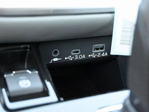 New 2025 Subaru Outback Premium image 23