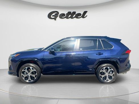Certified 2025 Toyota RAV4 XSE w/ Weather Package AWD/4WD image 8