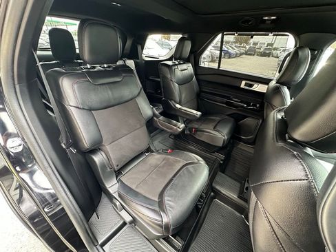 Used 2023 Ford Explorer ST w/ Equipment Group 401A image 32