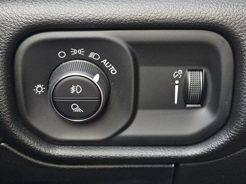 New 2026 RAM 1500 Warlock AWD/4WD image 17