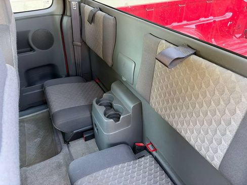 Used 2005 GMC Canyon SLE RWD image 7