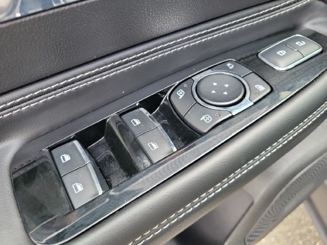 Used 2024 Lincoln Corsair Reserve w/ Equipment Group 201A AWD/4WD image 8