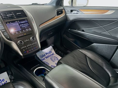 Used 2019 Lincoln MKC Reserve w/ MKC Climate Package image 23