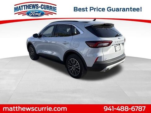 New 2026 Ford Escape SE image 6