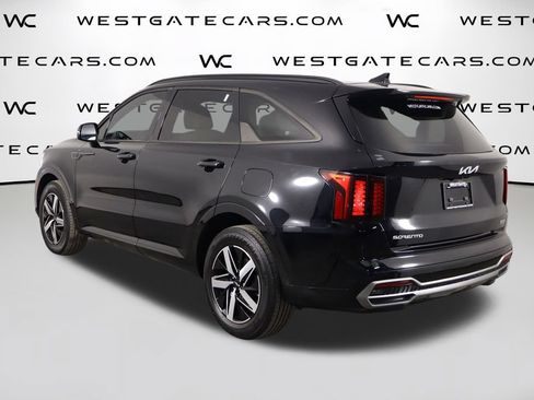 Used 2023 Kia Sorento S w/ Panoramic Sunroof Package FWD image 44