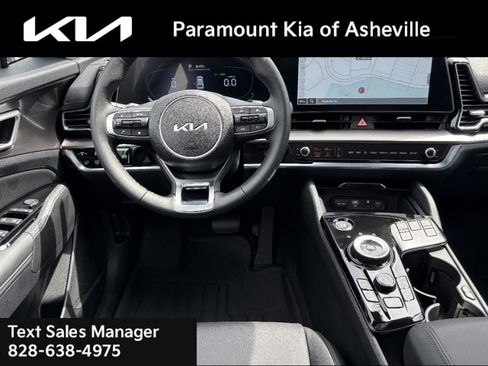 Certified 2025 Kia Sportage EX w/ EX Premium Package AWD/4WD image 24