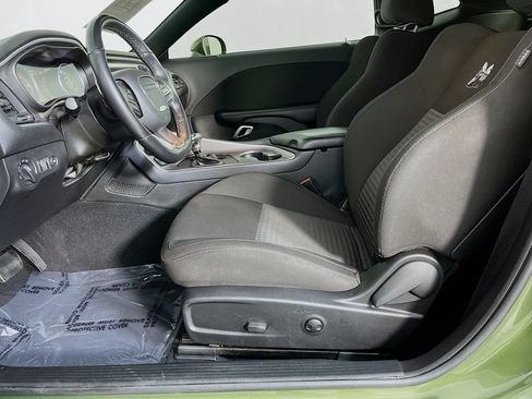 Used 2022 Dodge Challenger R/T Scat Pack RWD image 26