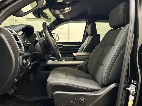 Used 2023 RAM 1500 Big Horn AWD/4WD image 7
