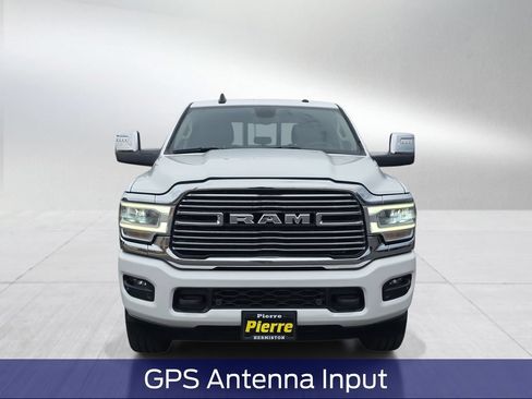 Used 2024 RAM 2500 Laramie AWD/4WD image 7