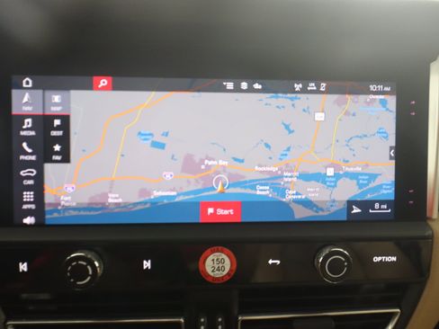 Used 2023 Porsche Macan image 19