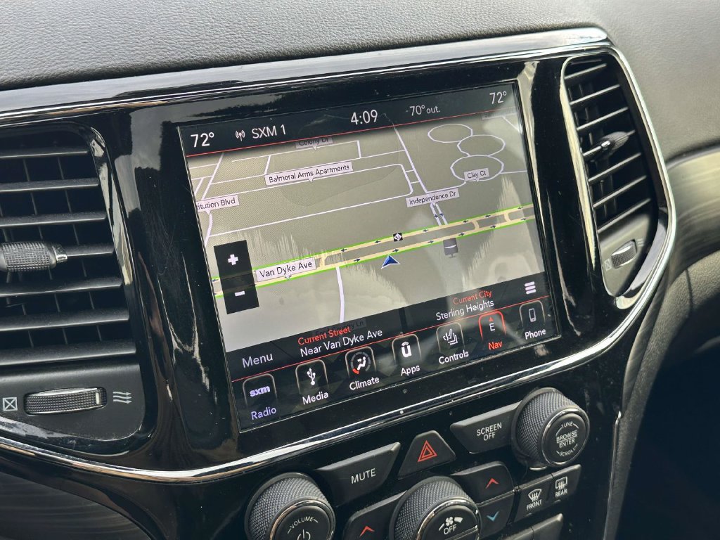 Used 2019 Jeep Grand Cherokee Altitude AWD/4WD image 27
