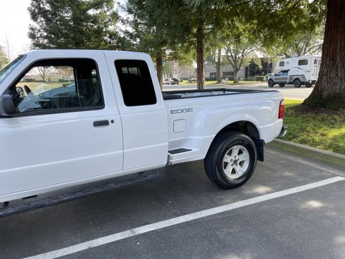 Used 2002 Ford Ranger XLT image 4