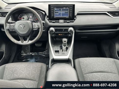 Used 2020 Toyota RAV4 XLE w/ Convenience Package image 11