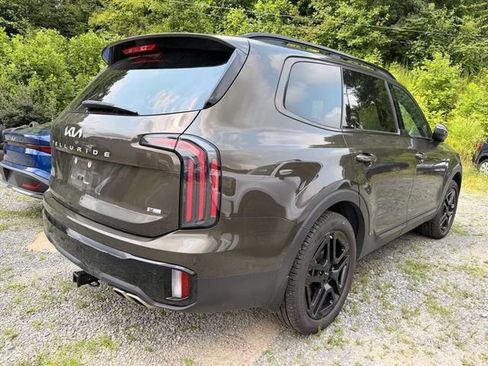 Used 2024 Kia Telluride EX X-Line AWD/4WD image 12