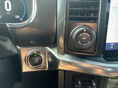 Used 2022 Ford F150 Lariat AWD/4WD image 12