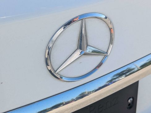 Used 2019 Mercedes-Benz C 300 Sedan image 14