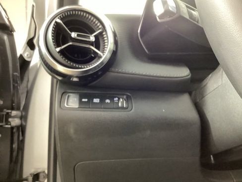 Used 2026 Chevrolet Equinox LT AWD/4WD image 12